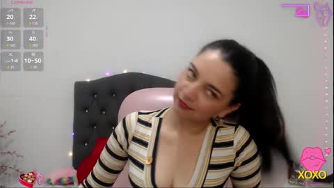 Snapshot of astrolover_ chatting on 10-08-25, 02:53 camila online show from 10-08-25, 02:53