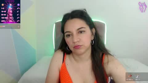 Snapshot of astrolover_ chatting on 12-18-25, 12:27 camila online show from 12-18-25, 12:27