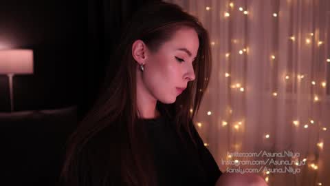 Snapshot of asuna_niiya chatting on 12-29-24, 09:09 Asuna Niiya - online show from 12-29-24, 09:09