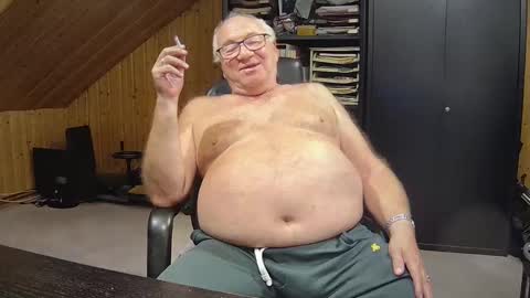 asusandy online show from 10-12-25, 10:09