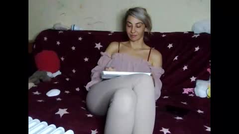 Snapshot of asyalu chatting on 01-05-25, 10:50 AsyaLu online show from 01-05-25, 10:50