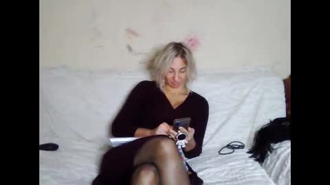 Snapshot of asyalu chatting on 10-18-25, 02:29 AsyaLu online show from 10-18-25, 02:29