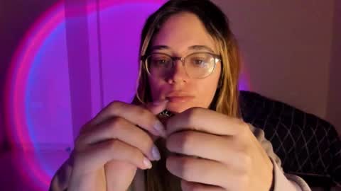 atenas online show from 11-12-25, 09:32