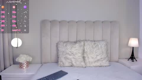 ATENEA ROBERTS Sofia online show from 09-16-25, 05:36