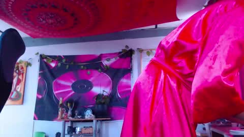 Atenea online show from 10-21-25, 12:39