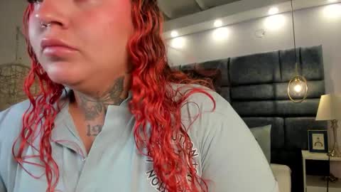 Snapshot of atennea_diiossa chatting on 10-21-25, 11:33 Atennea Diiossa online show from 10-21-25, 11:33