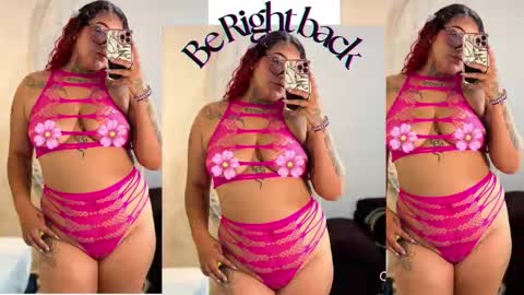 Snapshot of atennea_diiossa chatting on 11-14-25, 11:31 Atennea Diiossa online show from 11-14-25, 11:31