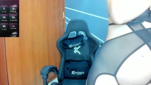 Snapshot of athalia_06 chatting on 02-16-25, 11:48 Athalia 06 online show from 02-16-25, 11:48