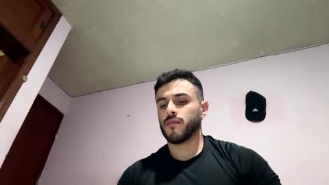 Snapshot of athlete_boy22 chatting on 10-29-25, 09:11 Atlas online show from 10-29-25, 09:11