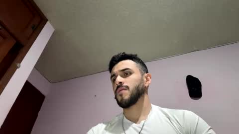 Snapshot of athlete_boy22 chatting on 11-08-25, 09:09 Atlas online show from 11-08-25, 09:09