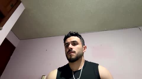 Snapshot of athlete_boy22 chatting on 11-15-25, 08:11 Atlas online show from 11-15-25, 08:11