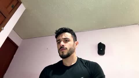 Snapshot of athlete_boy22 chatting on 11-23-25, 07:13 Atlas online show from 11-23-25, 07:13