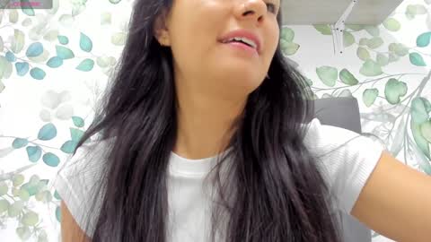 Atilana Diaz online show from 12-11-24, 01:49