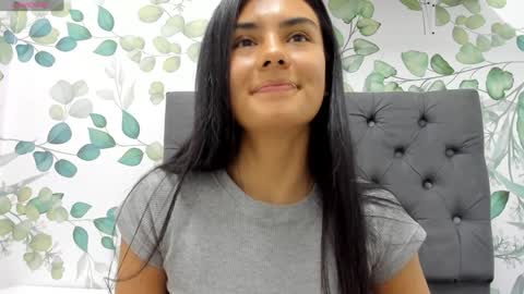 Atilana Diaz online show from 12-18-24, 06:57