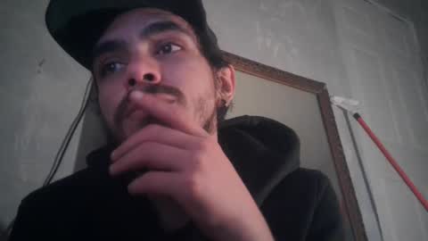 Snapshot of atmorin01 chatting on 02-14-25, 02:39 Atmarin199 aka Dre online show from 02-14-25, 02:39