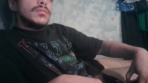 Snapshot of atmorin01 chatting on 10-05-25, 08:56 Atmarin199 aka Dre online show from 10-05-25, 08:56