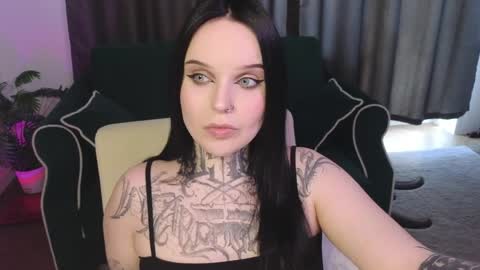 online every day between 10am-23pm online show from 03-25-26, 05:57