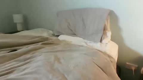 auckland26 online show from 09-12-25, 01:38