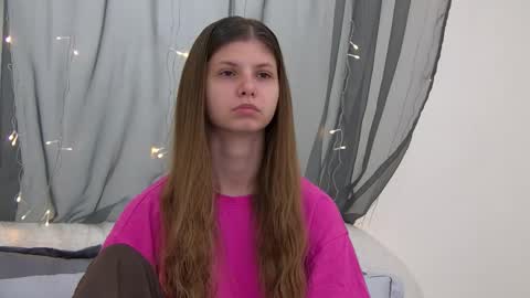 Snapshot of audreybarlow chatting on 11-04-25, 06:23 Audrey online show from 11-04-25, 06:23