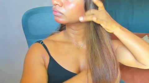 Audry online show from 12-21-25, 02:35