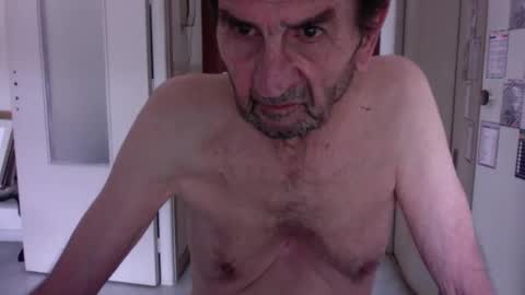 auguste061400 online show from 03-11-25, 09:13