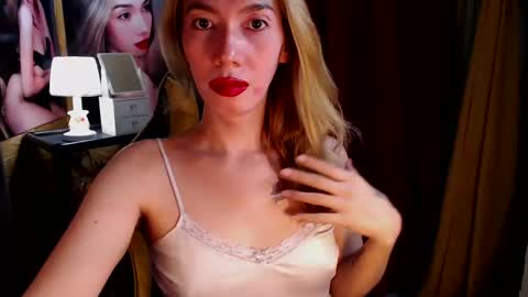 Miss awra online show from 12-20-24, 05:57