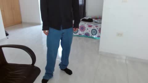 Aureliano online show from 10-11-25, 08:40