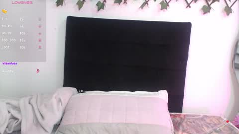 aurelynegp online show from 09-23-25, 11:24