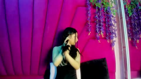 aurora online show from 10-15-25, 06:41