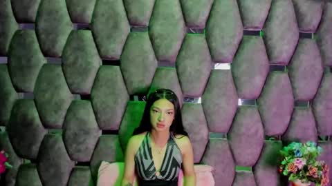 aurora online show from 12-20-25, 02:35