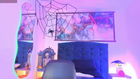 Aurora  online show from 11-01-25, 04:36