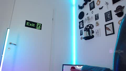 Miss A  Fansly - Auroradomina1 online show from 12-22-24, 04:17