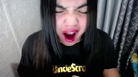 cute online show from 01-06-25, 03:08