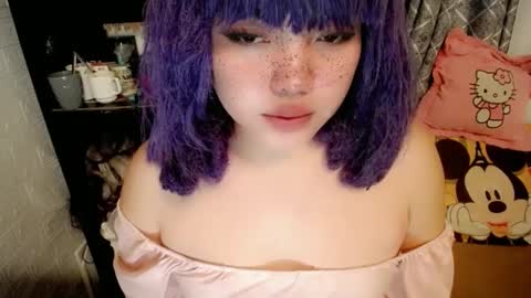 cute online show from 02-26-25, 01:53
