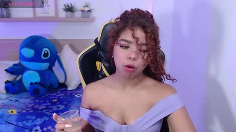 Snapshot of aurora_rodriguez chatting on 12-23-24, 12:30 aurora_rodriguez online show from 12-23-24, 12:30