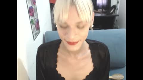 AURORA online show from 12-21-25, 07:21