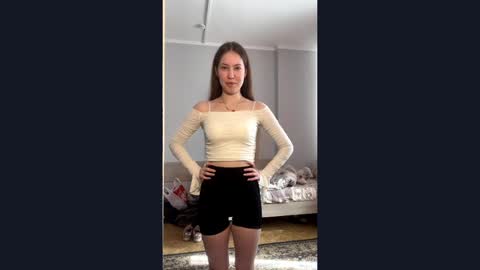 Aurora online show from 04-16-26, 10:49