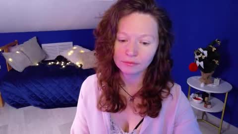 auroraborealis__ online show from 01-13-26, 06:29