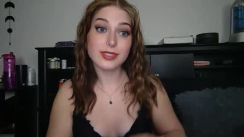 auroralightz1 online show from 10-29-25, 01:19