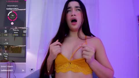 Aurora Miiller  online show from 11-05-25, 09:15