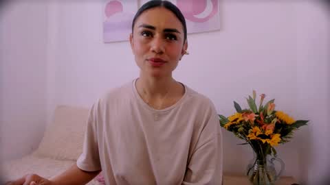 Aurora Ponce online show from 09-26-25, 12:42