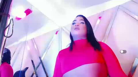 Aurora online show from 10-18-25, 12:13