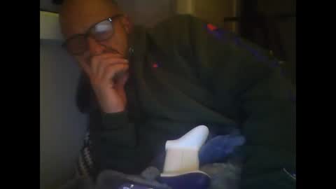 Snapshot of aussieguy59660 chatting on 12-01-25, 02:33 aussieguy59660 online show from 12-01-25, 02:33