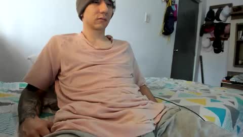 Snapshot of austin1119a chatting on 10-20-25, 05:46 austin1119a online show from 10-20-25, 05:46