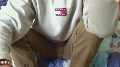 Snapshot of austin24100 chatting on 11-05-25, 11:21 Austin online show from 11-05-25, 11:21