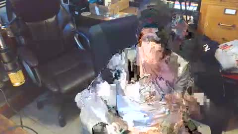 Austin is King online show from 09-29-25, 04:17
