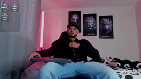 AustinTorres  online show from 10-20-25, 09:59