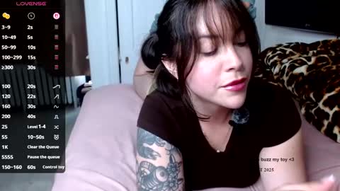 autumnb712 online show from 09-19-25, 05:46