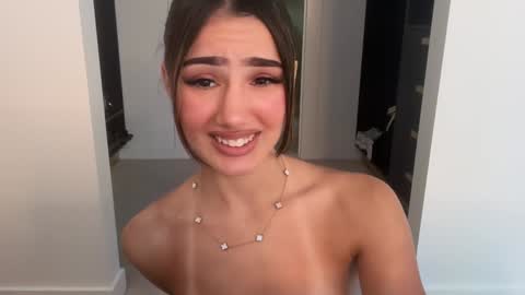 Ava  online show from 02-20-26, 12:18