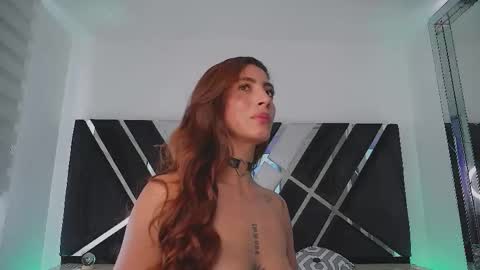 Snapshot of ava_fontana2 chatting on 09-09-25, 07:24 Ava Fontana online show from 09-09-25, 07:24